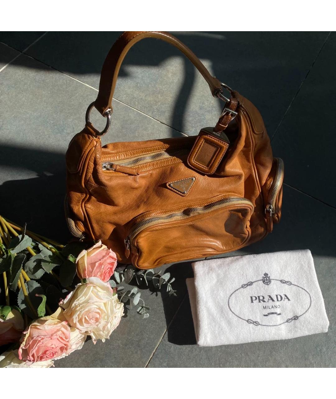 PRADA Коричневая кожаная сумка с короткими ручками, фото 2