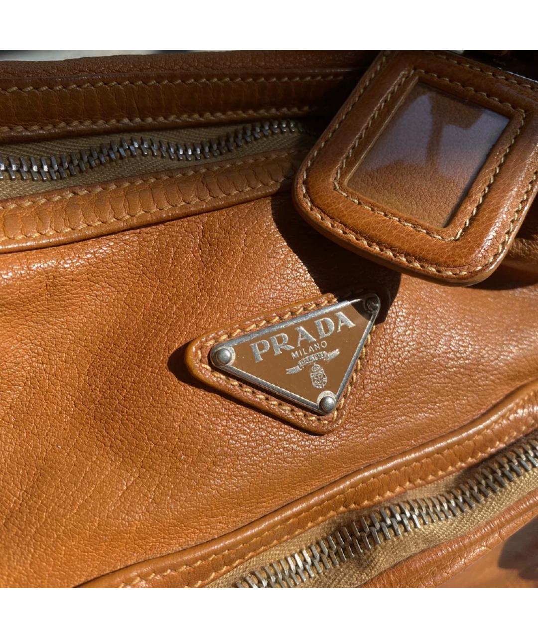 PRADA Коричневая кожаная сумка с короткими ручками, фото 4