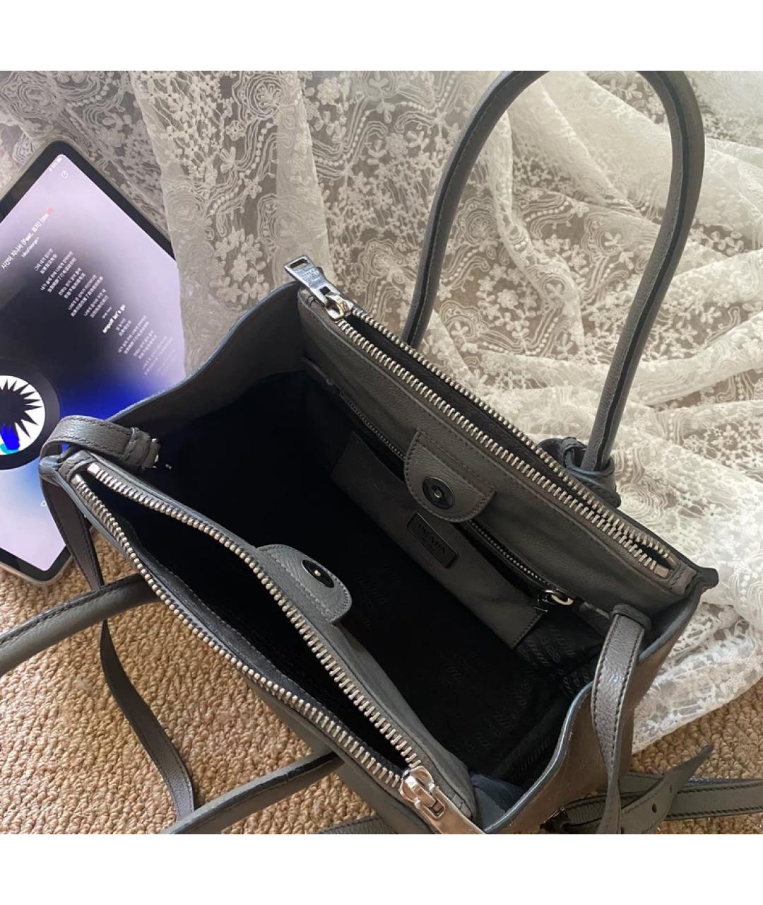 PRADA Серая сумка с короткими ручками, фото 2