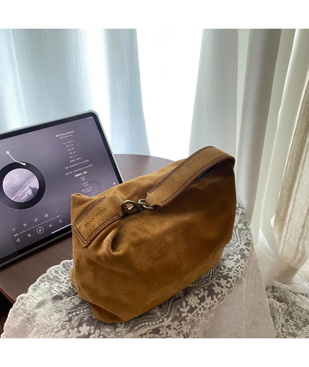 MIU MIU Горчичная кожаная сумка с короткими ручками, фото 3