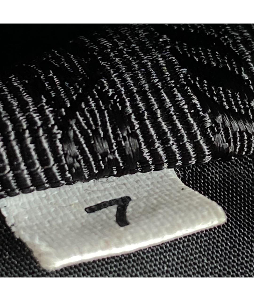 PRADA Черная кожаная сумка с короткими ручками, фото 6