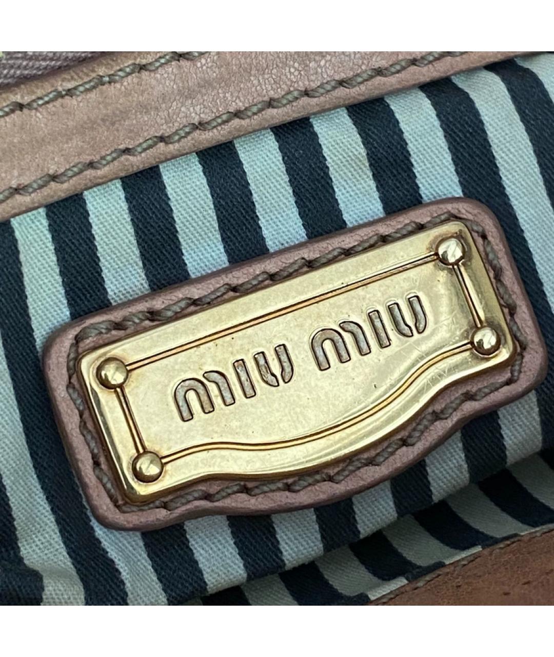 MIU MIU Бежевая кожаная сумка с короткими ручками, фото 5