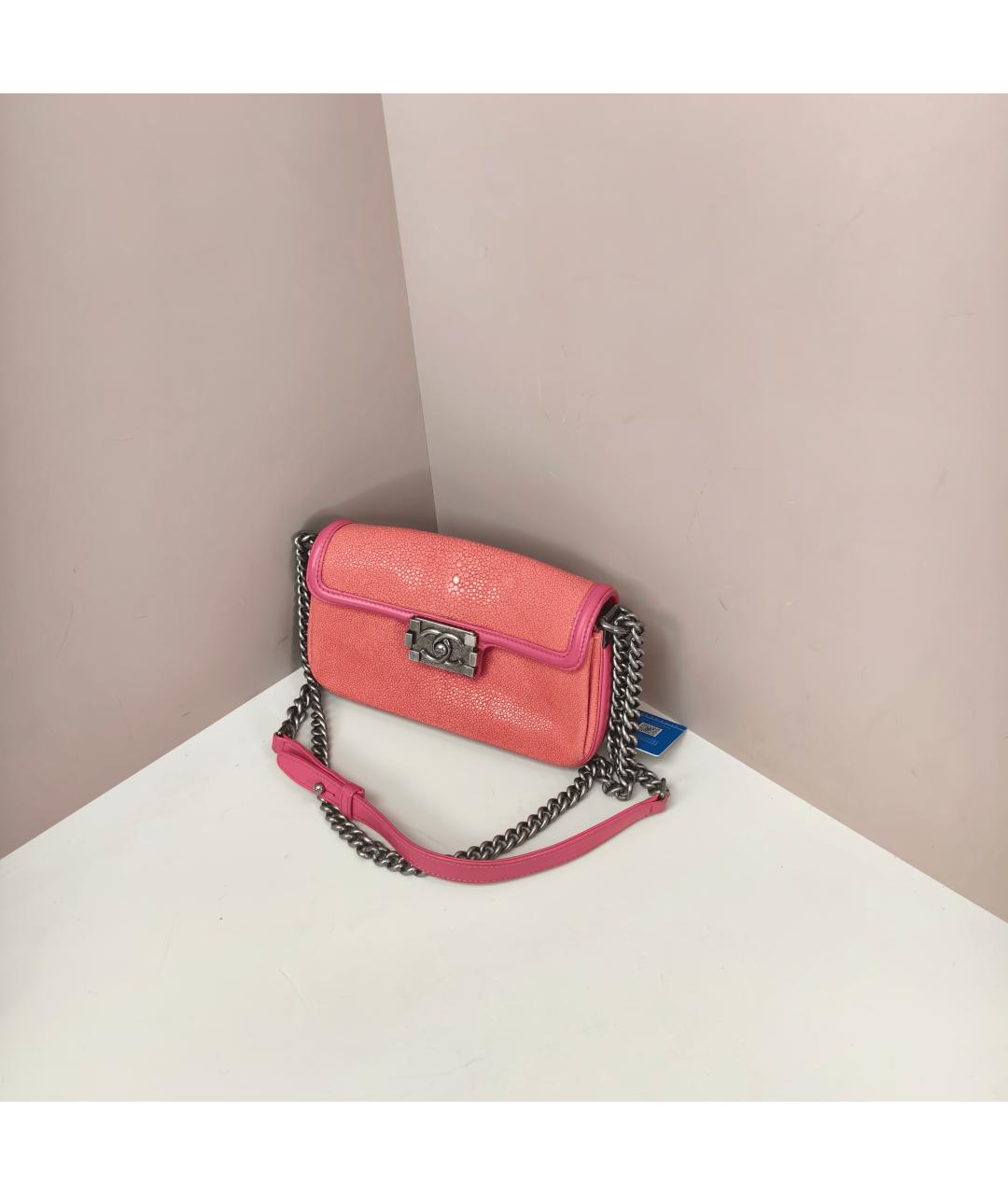 CHANEL Коралловая кожаная сумка через плечо, фото 6