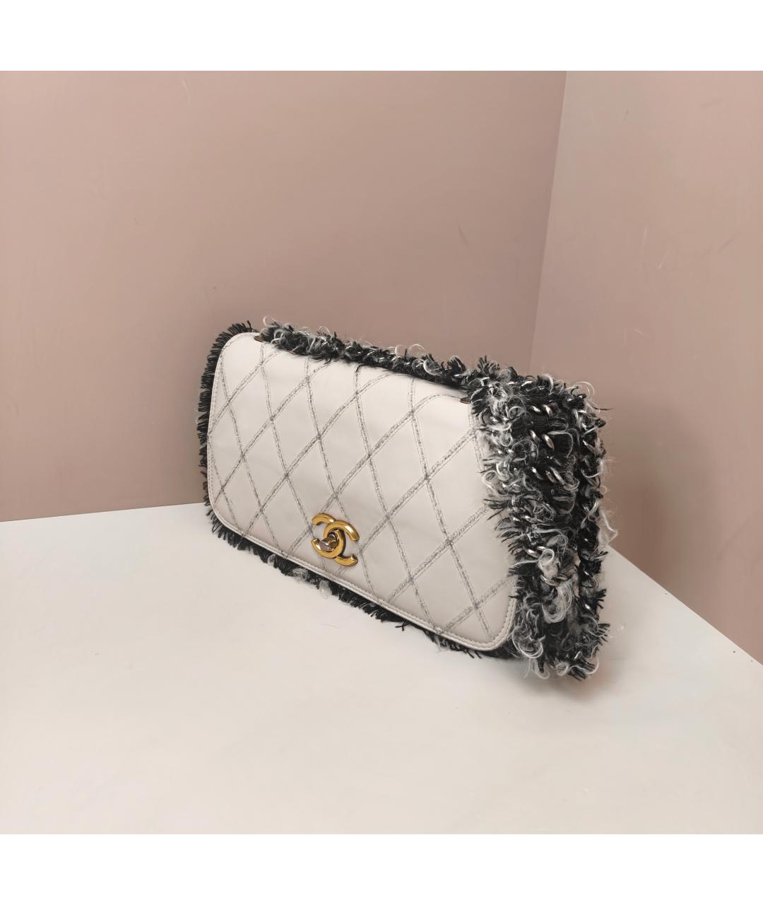 CHANEL Белая кожаная сумка через плечо, фото 3