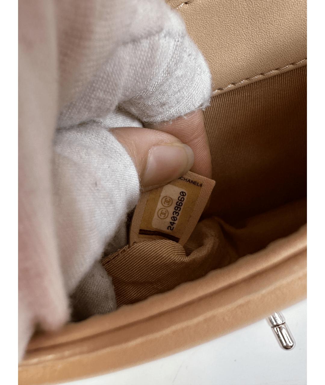 CHANEL Бежевая кожаная сумка через плечо, фото 2