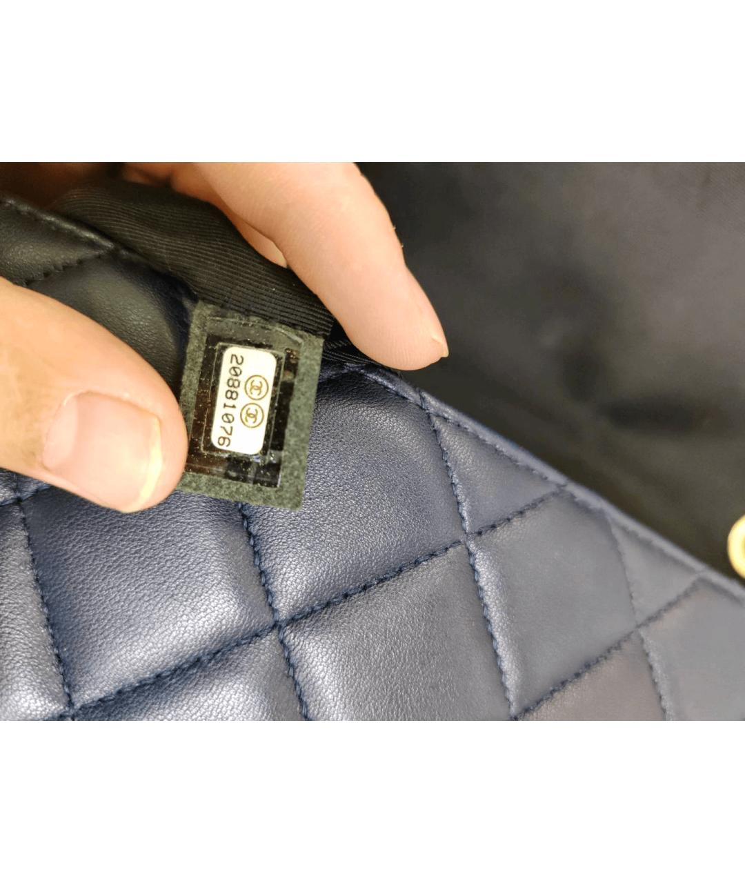 CHANEL Темно-синяя кожаная сумка через плечо, фото 2