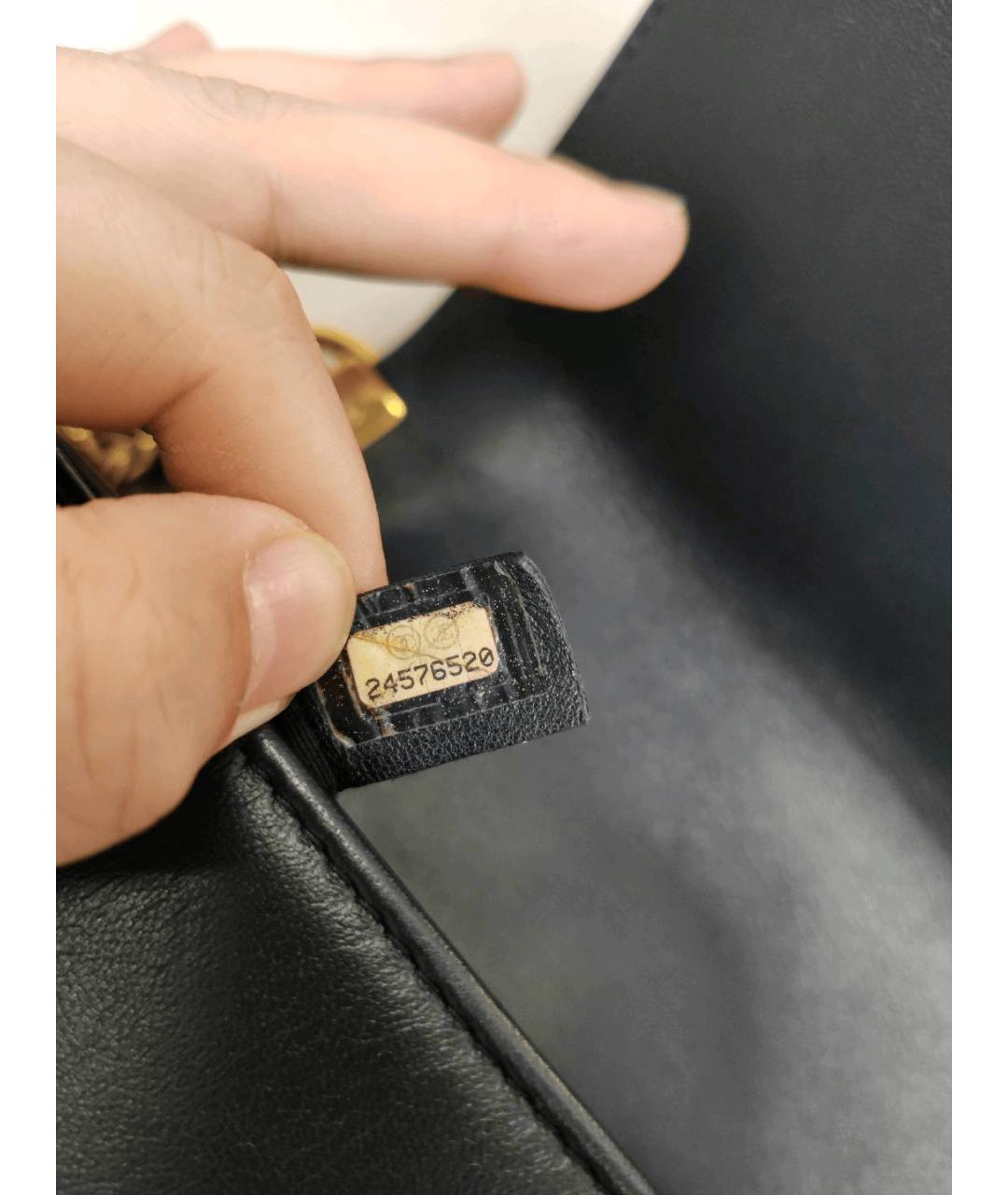 CHANEL Черная кожаная сумка через плечо, фото 2