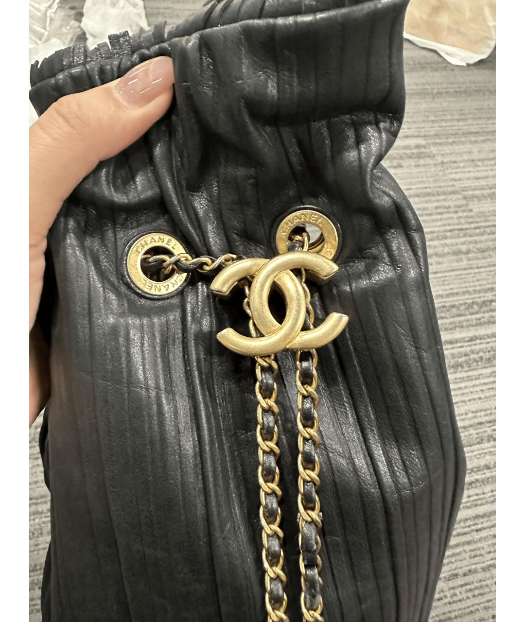 CHANEL Черная кожаная сумка через плечо, фото 6