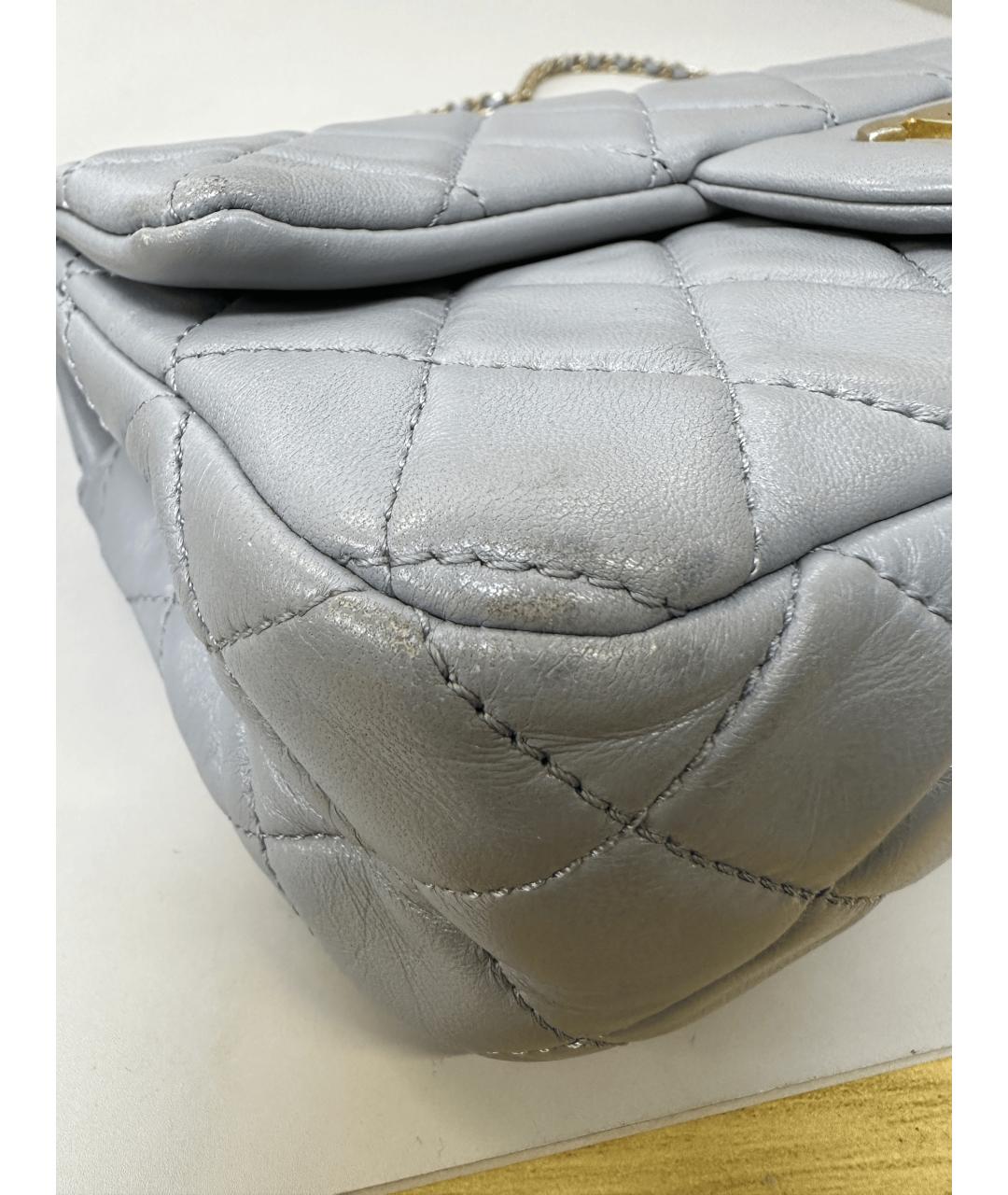 CHANEL Серая кожаная сумка через плечо, фото 3