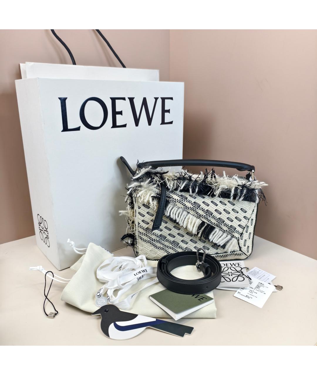 LOEWE Белая кожаная сумка с короткими ручками, фото 10