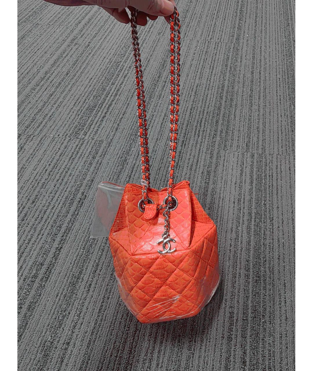 CHANEL Коралловая кожаная сумка через плечо, фото 9