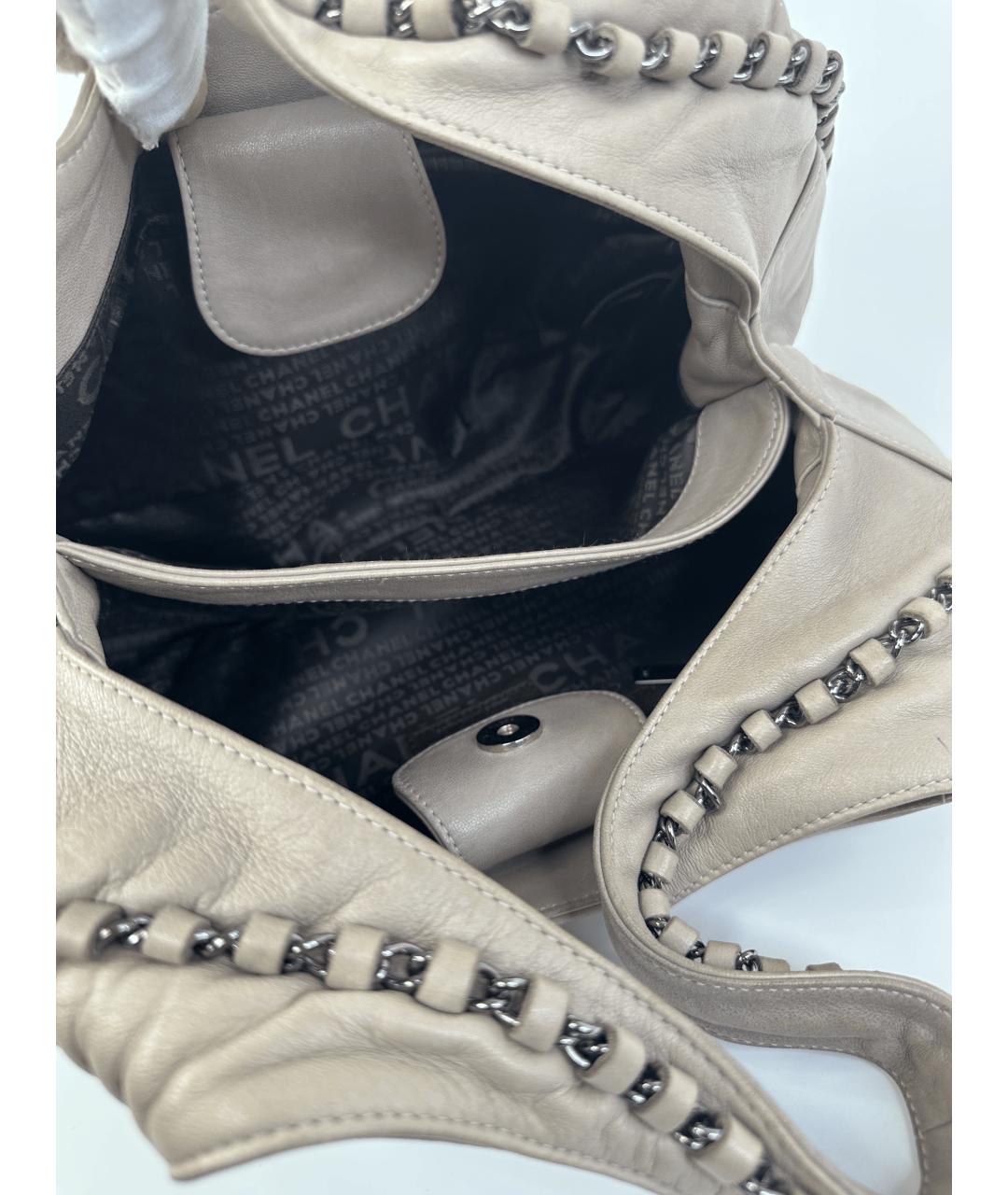 CHANEL Бежевая кожаная сумка через плечо, фото 6