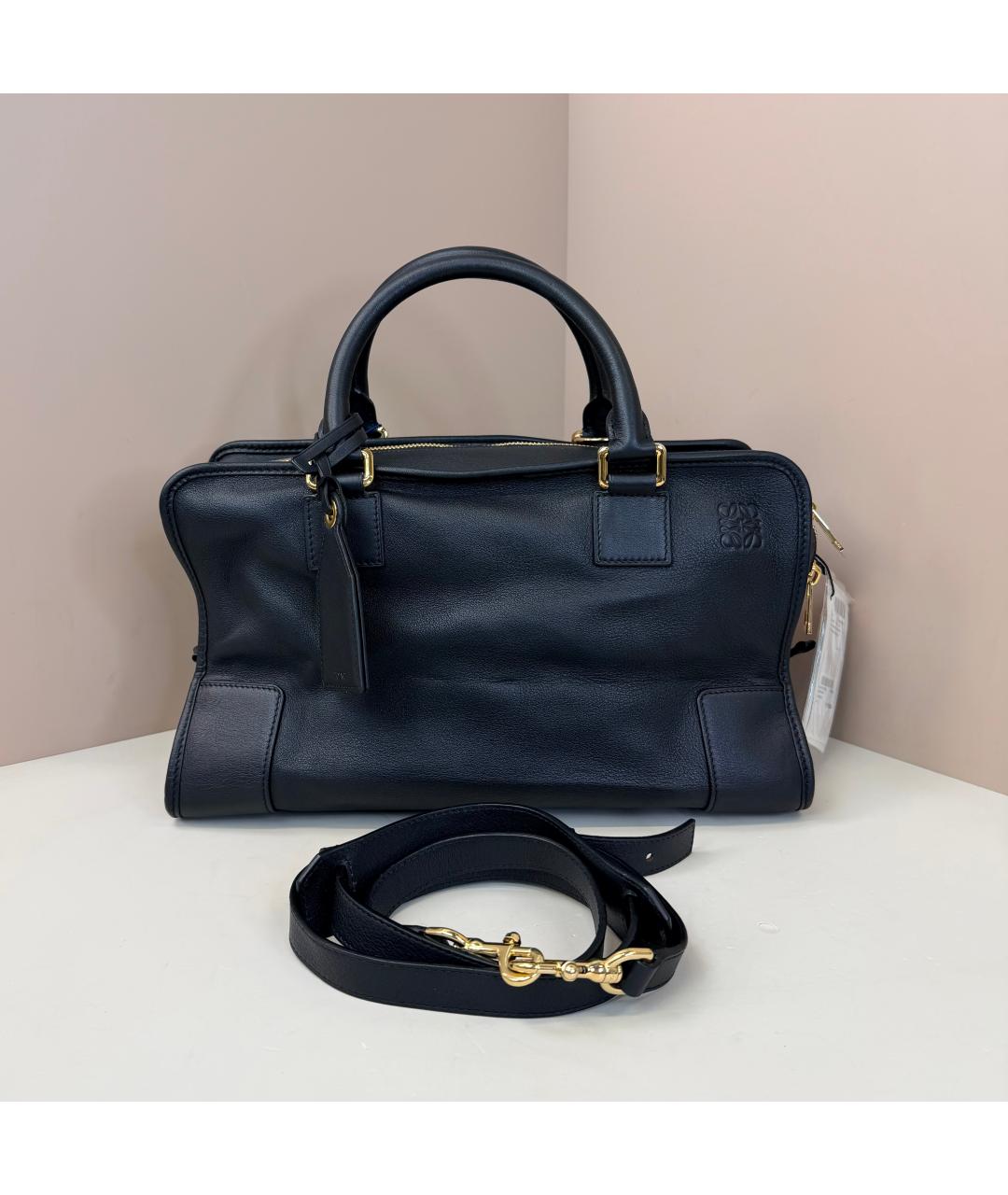 LOEWE Черная кожаная сумка с короткими ручками, фото 10