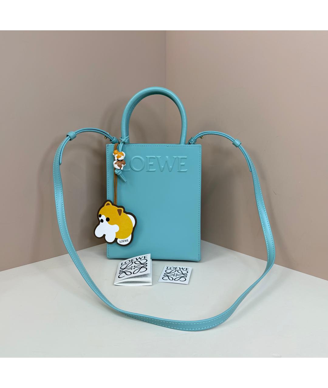 LOEWE Голубая кожаная сумка с короткими ручками, фото 10