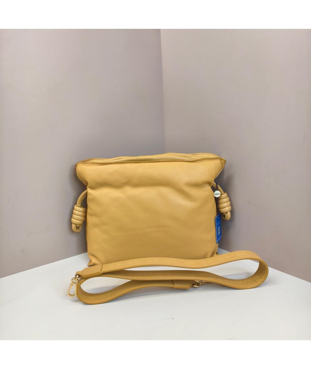 LOEWE Бежевая замшевая сумка через плечо, фото 5