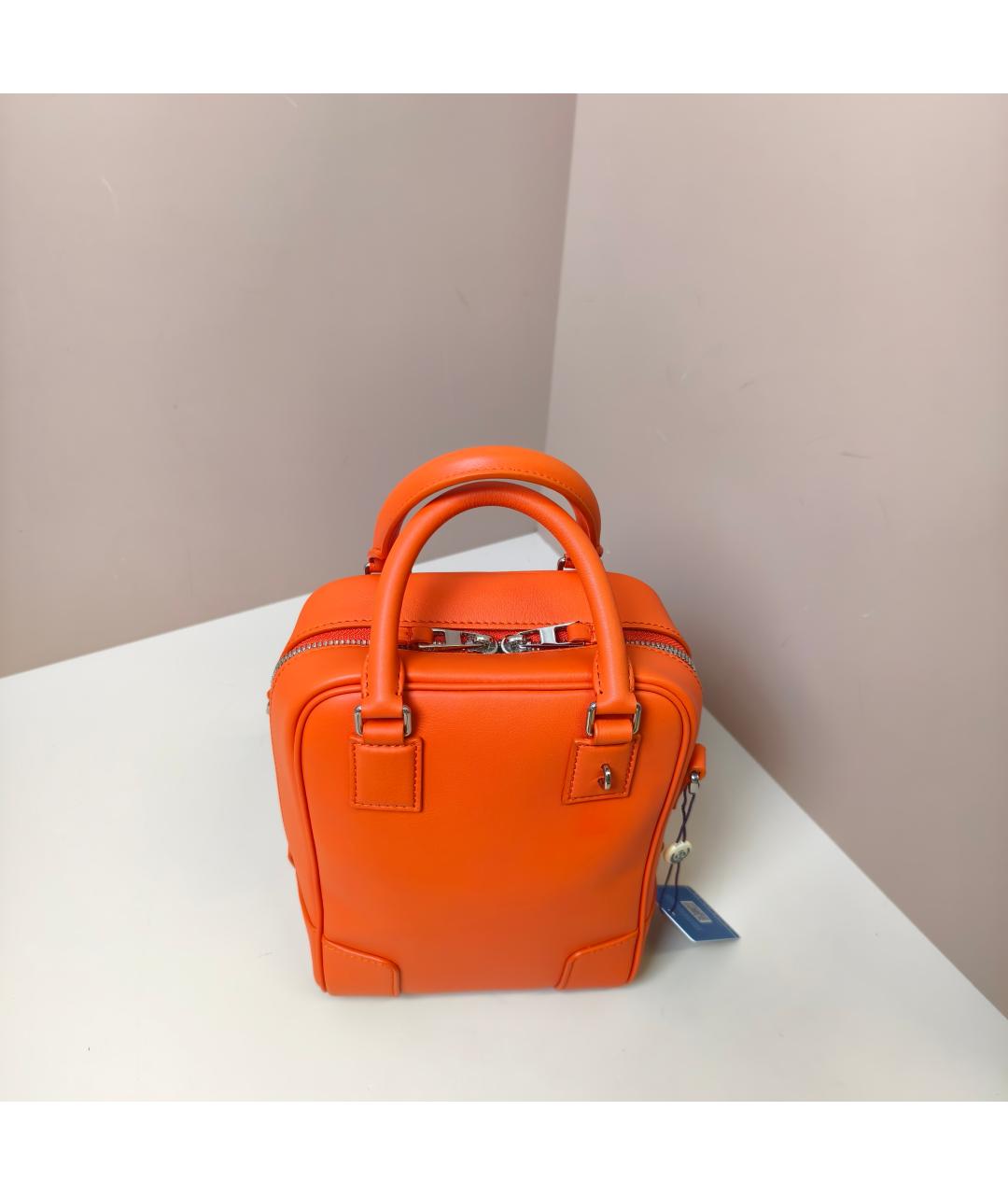 LOEWE Оранжевая кожаная сумка с короткими ручками, фото 8