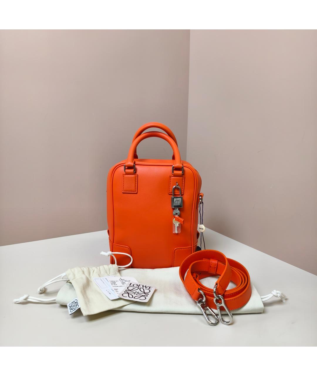 LOEWE Оранжевая кожаная сумка с короткими ручками, фото 2