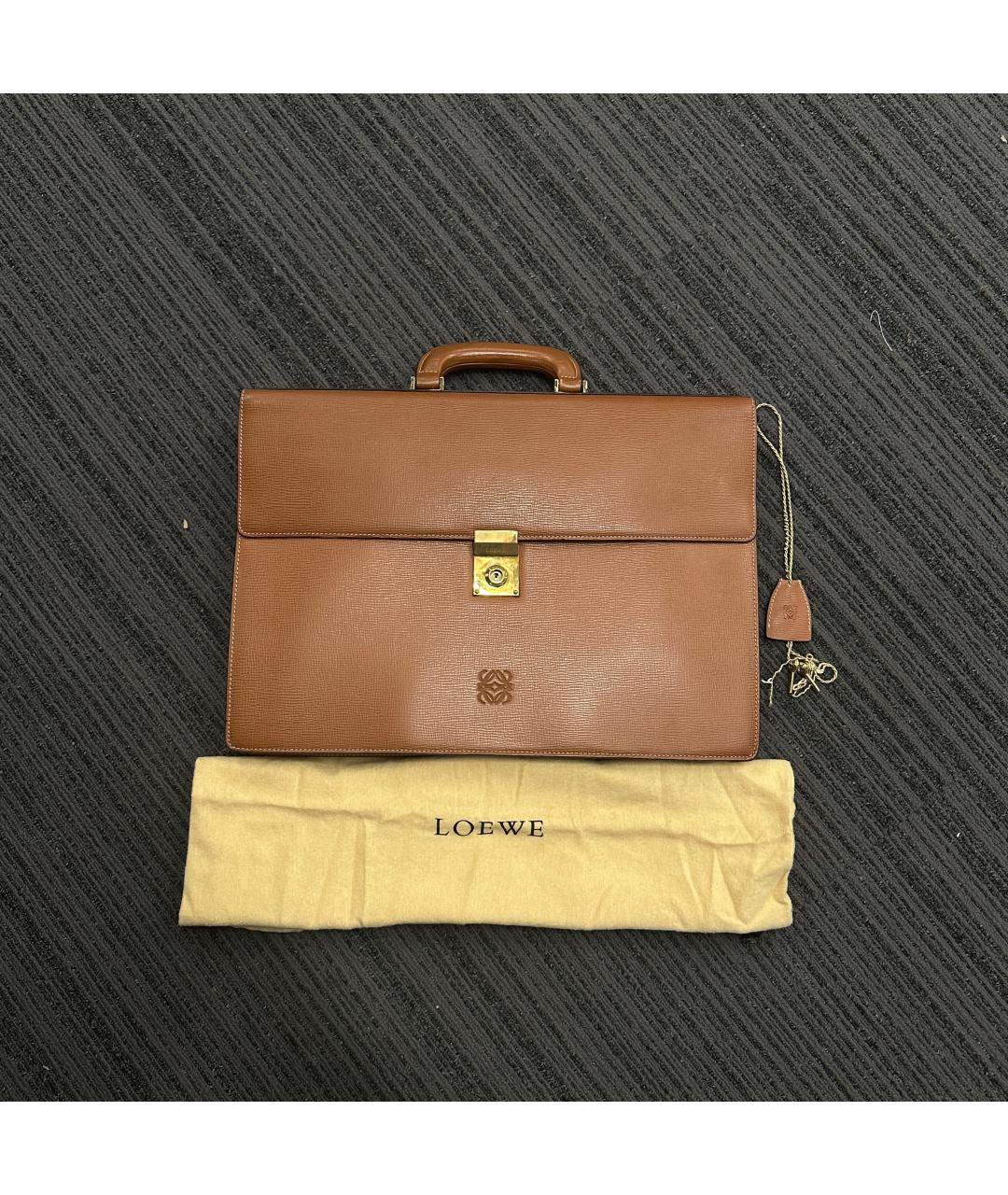 LOEWE Коричневая кожаная сумка с короткими ручками, фото 3