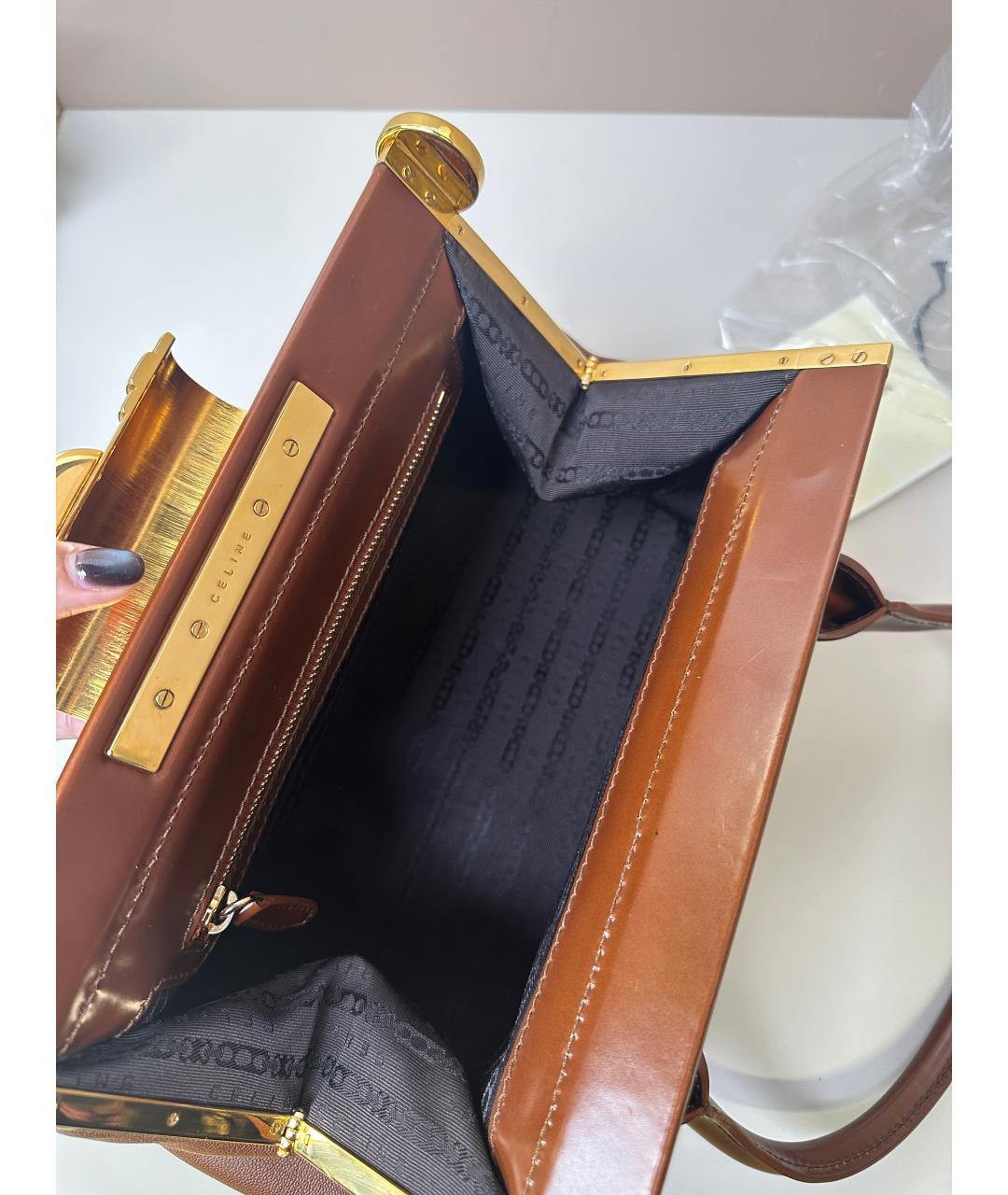 CELINE Коричневая кожаная сумка через плечо, фото 4