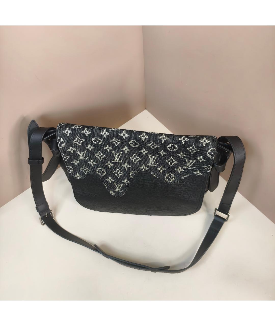 LOUIS VUITTON Черная кожаная сумка через плечо, фото 9