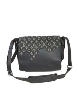 LOUIS VUITTON Сумка через плечо