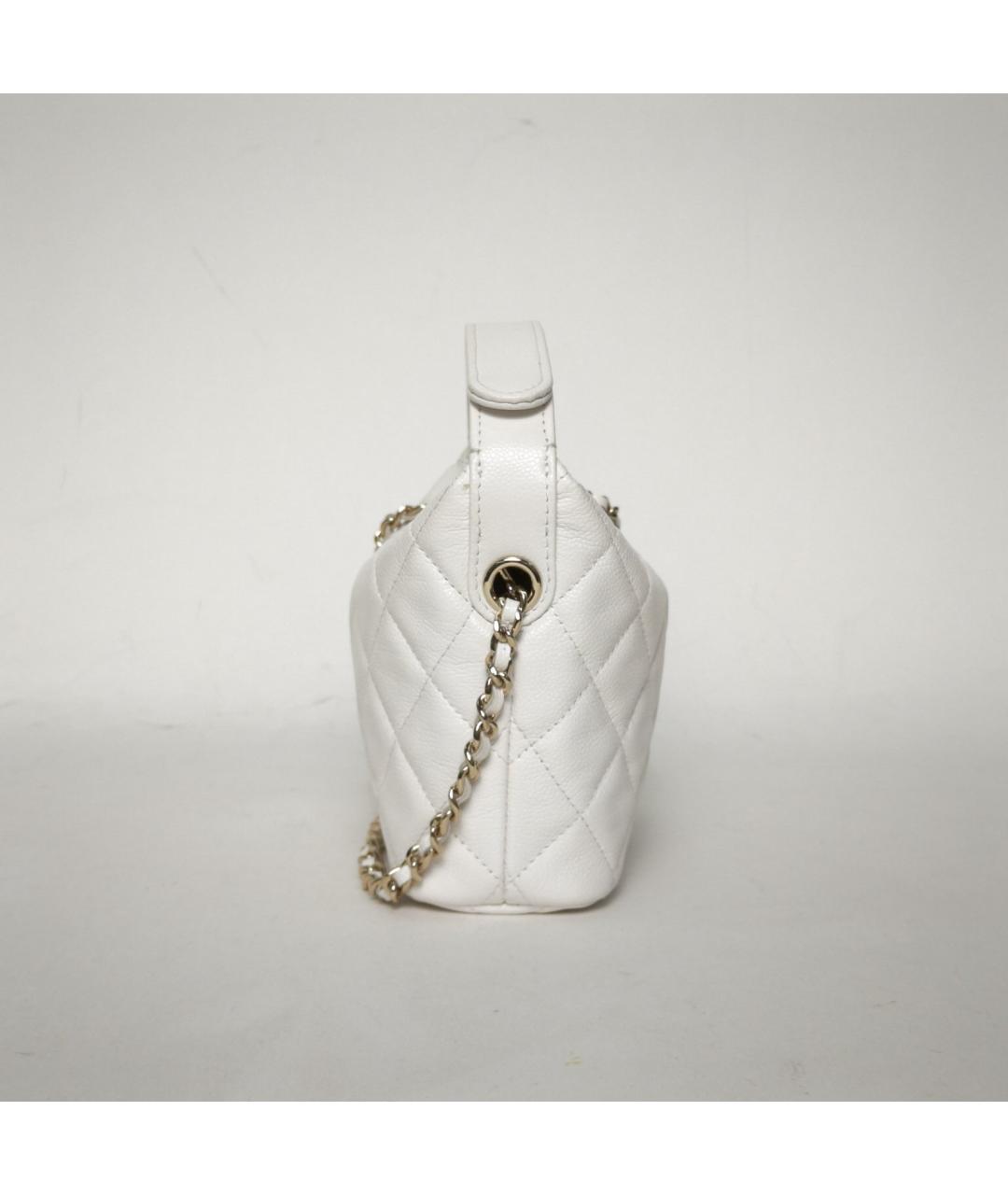 CHANEL Белая кожаная сумка с короткими ручками, фото 3