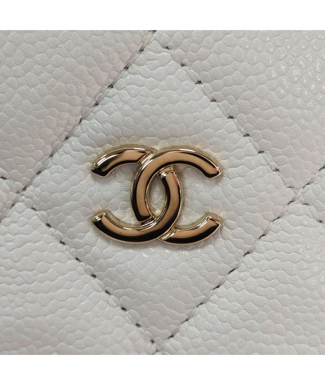 CHANEL Белая кожаная сумка с короткими ручками, фото 7