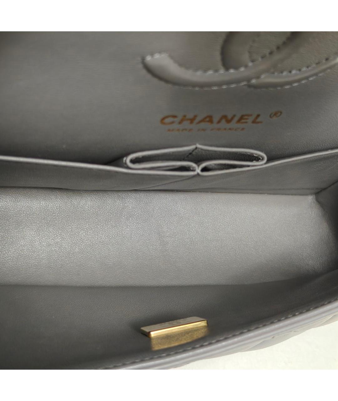 CHANEL Серая кожаная сумка через плечо, фото 7