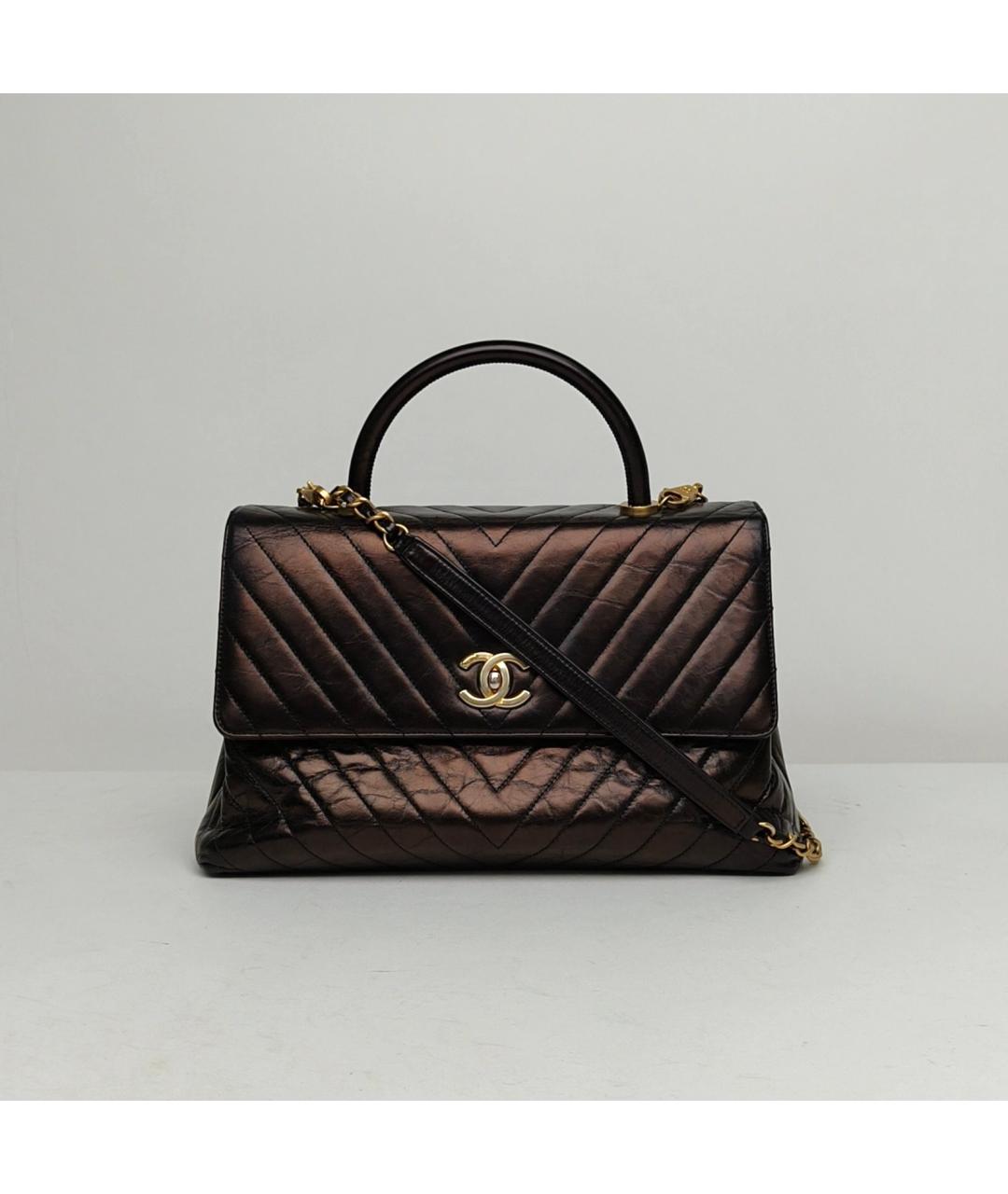 CHANEL Черная кожаная сумка с короткими ручками, фото 2