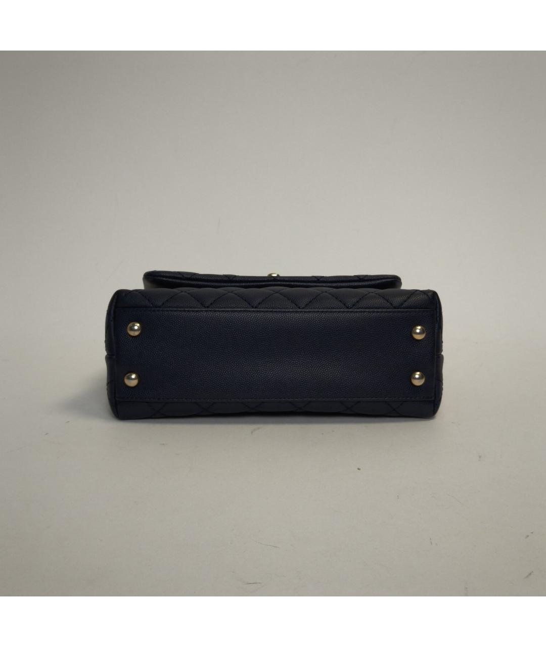 CHANEL Черная сумка с короткими ручками из экзотической кожи, фото 6