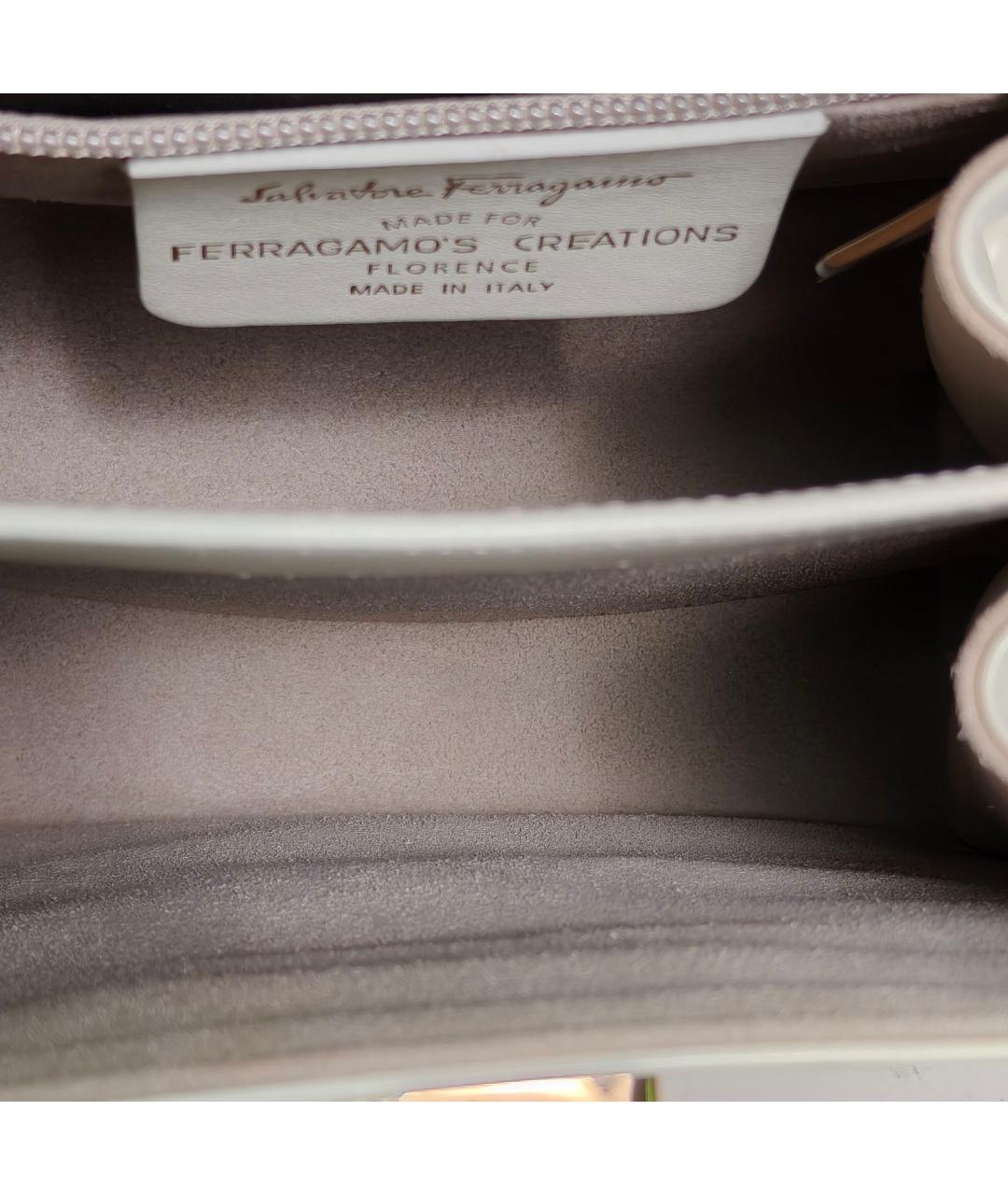 FERRAGAMO Бежевая кожаная сумка через плечо, фото 8