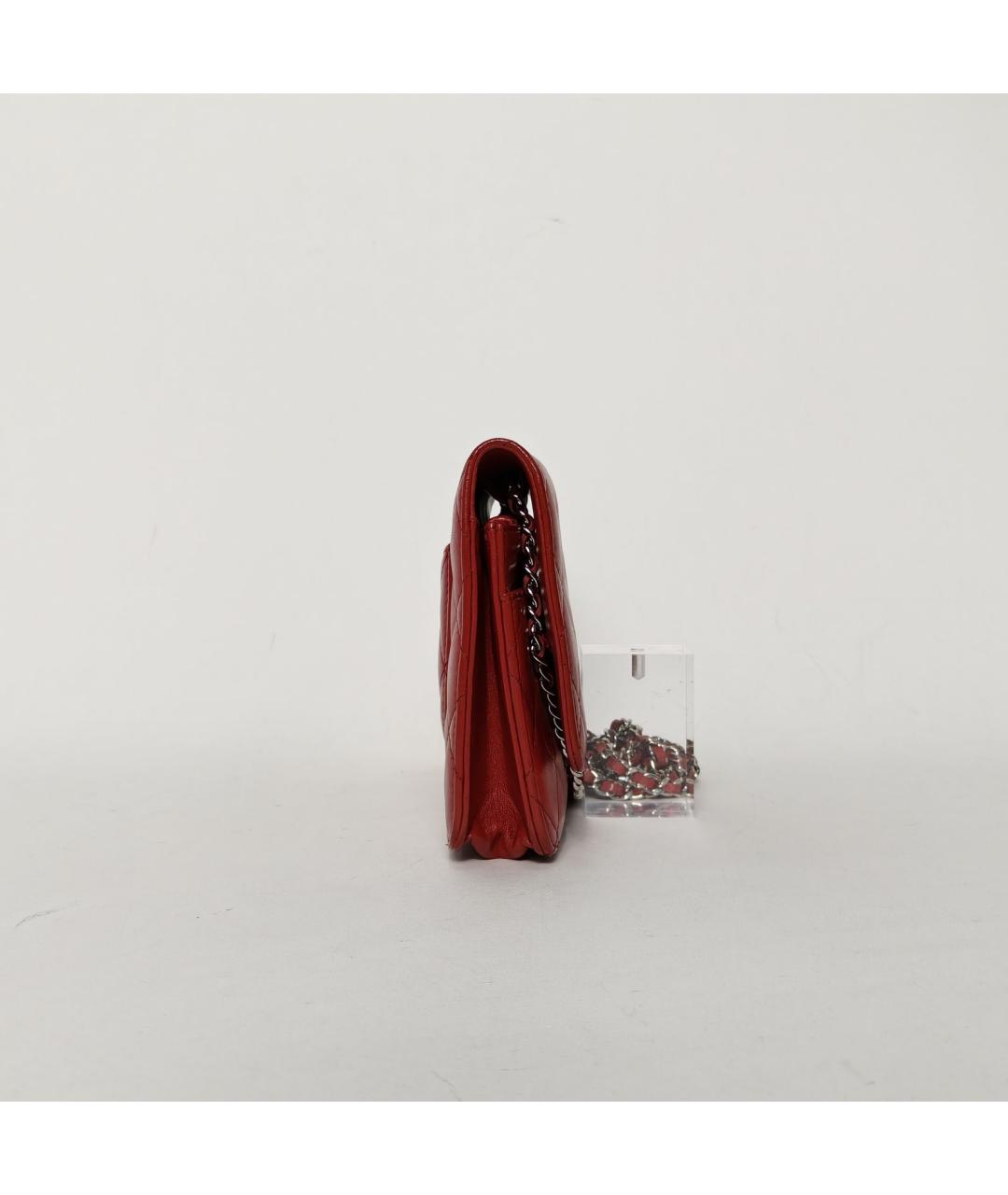 CHANEL Красная кожаная сумка через плечо, фото 3