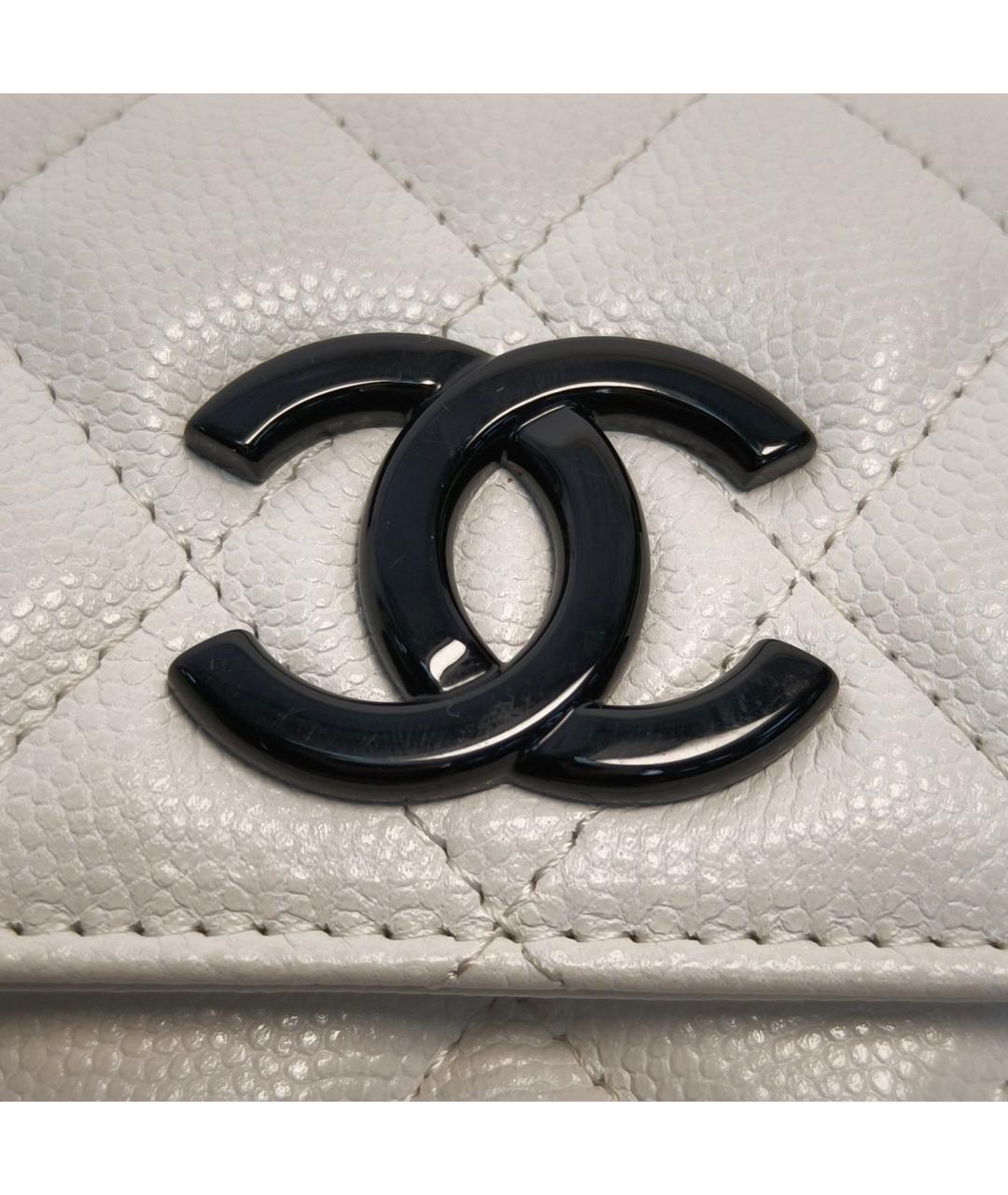 CHANEL Белая кожаная сумка через плечо, фото 8