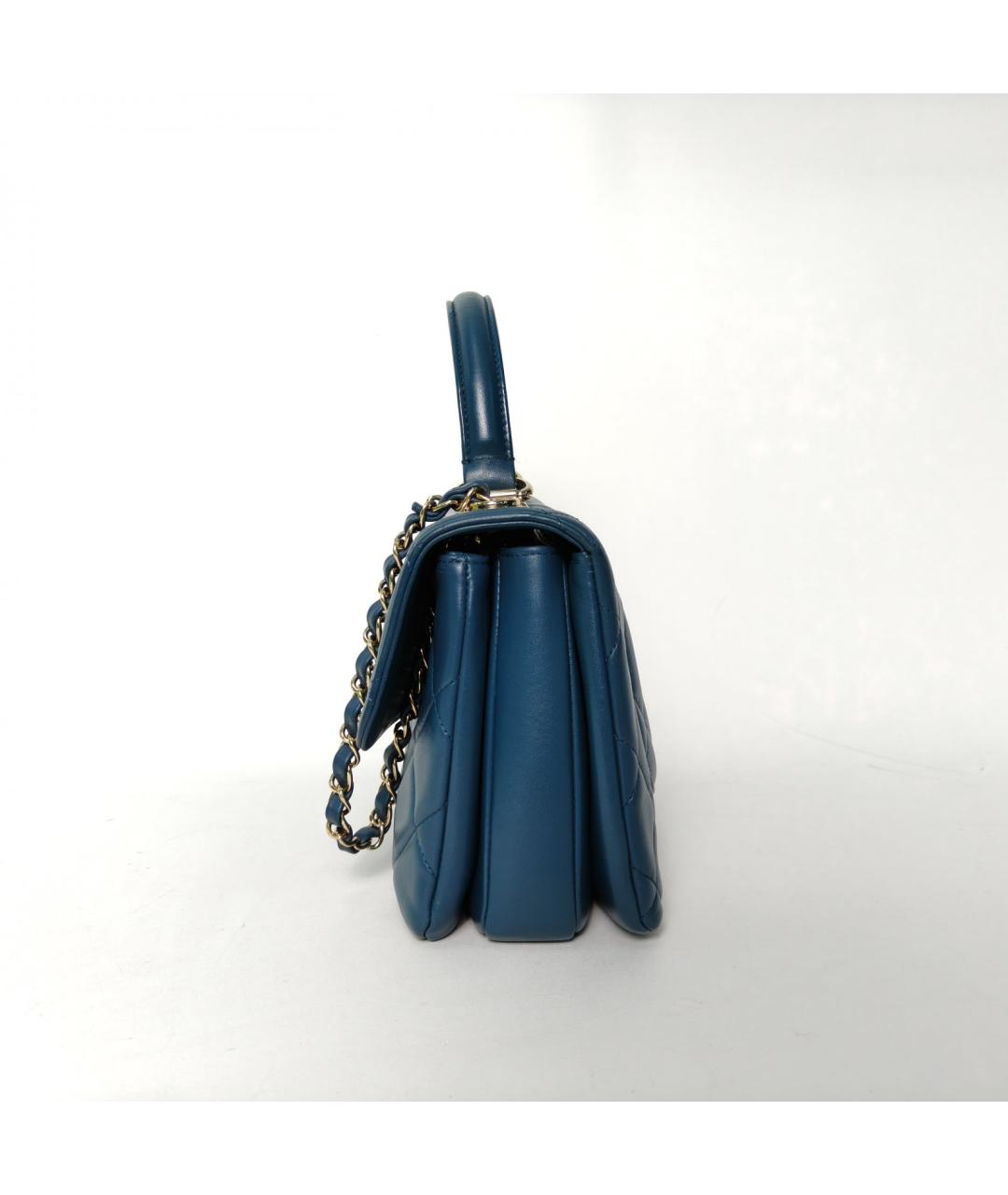 CHANEL Темно-синяя кожаная сумка через плечо, фото 5