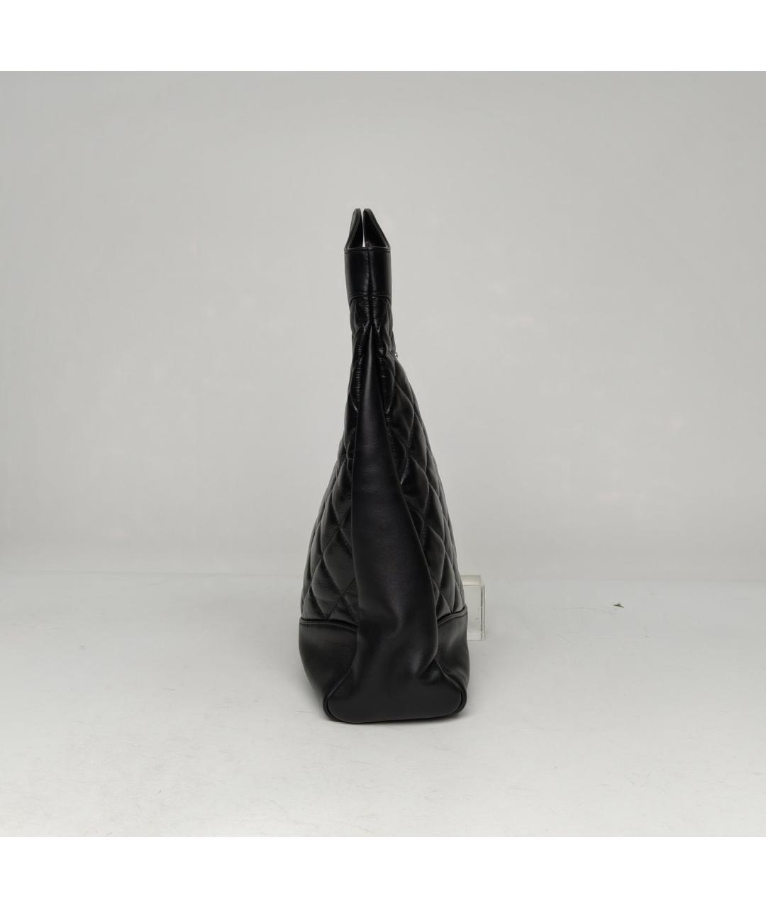 CHANEL Черная кожаная сумка через плечо, фото 2