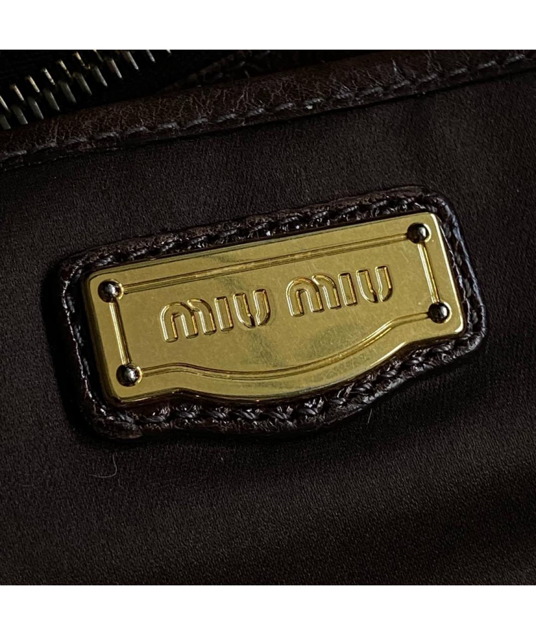MIU MIU Коричневая кожаная сумка с короткими ручками, фото 5