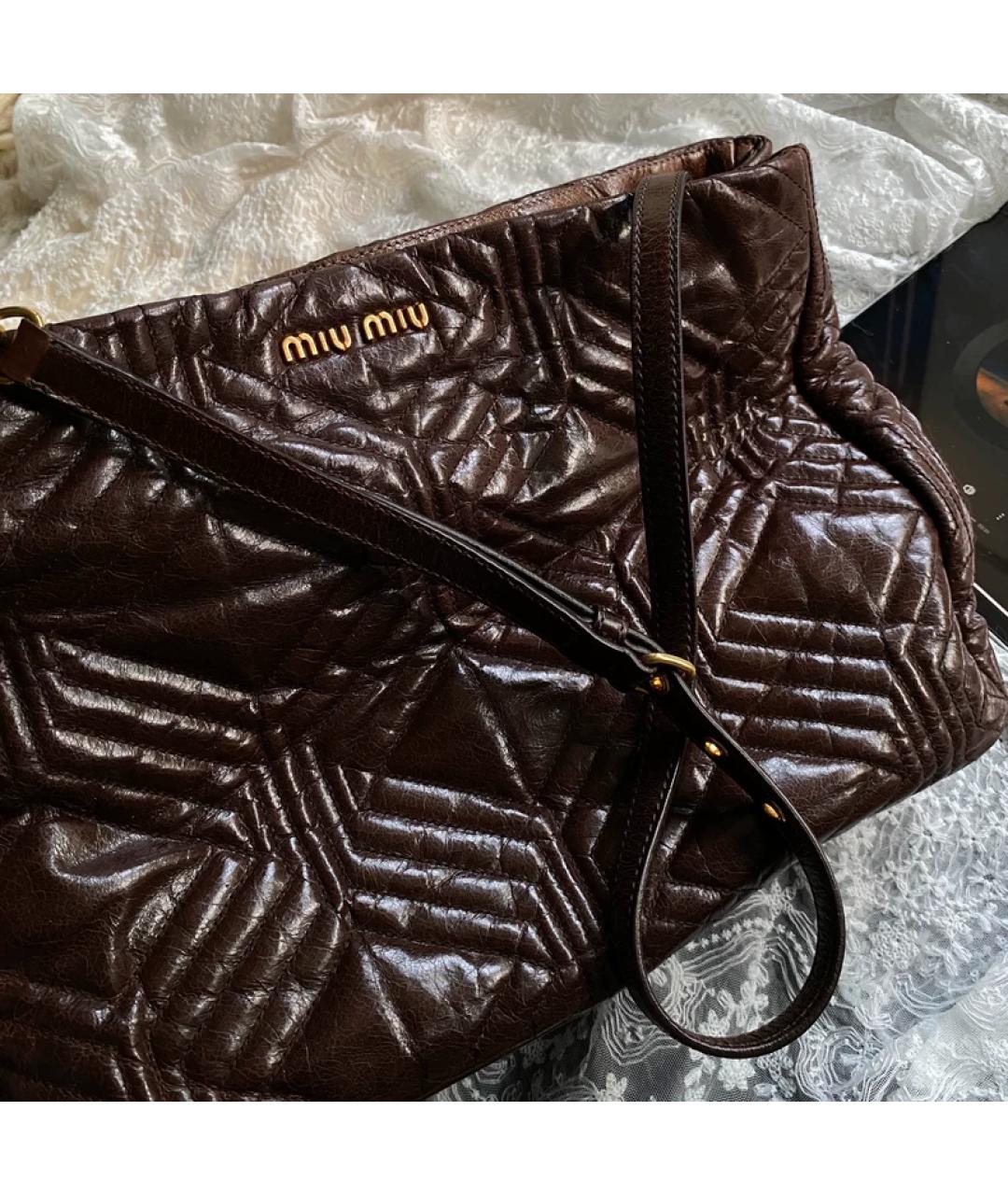 MIU MIU Коричневая кожаная сумка с короткими ручками, фото 7
