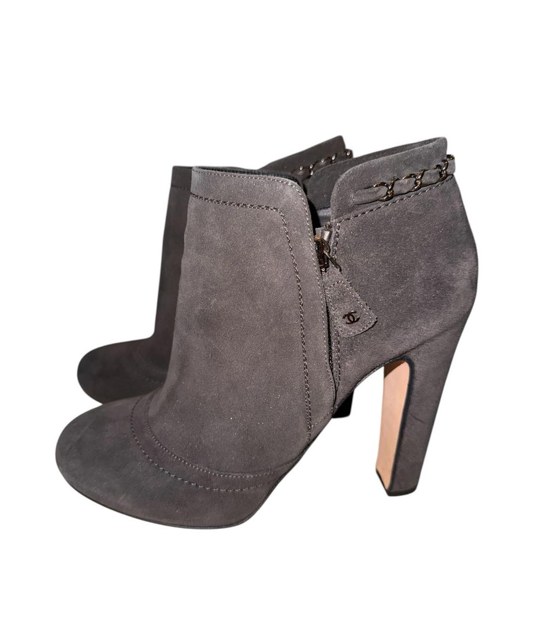 CHANEL Серые замшевые ботильоны, фото 7