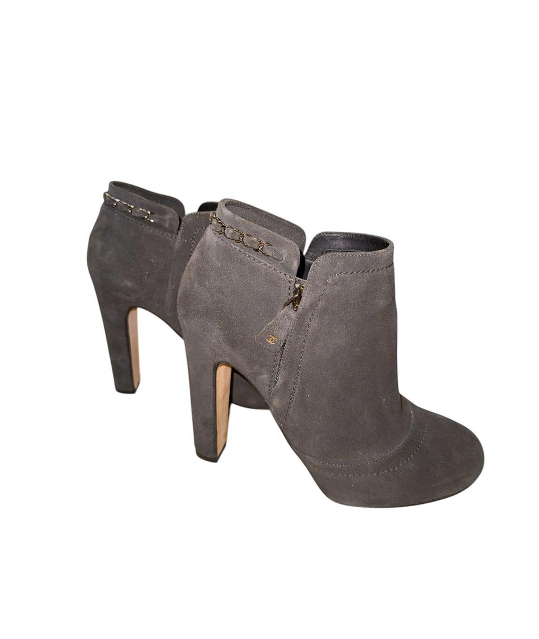 CHANEL Серые замшевые ботильоны, фото 2