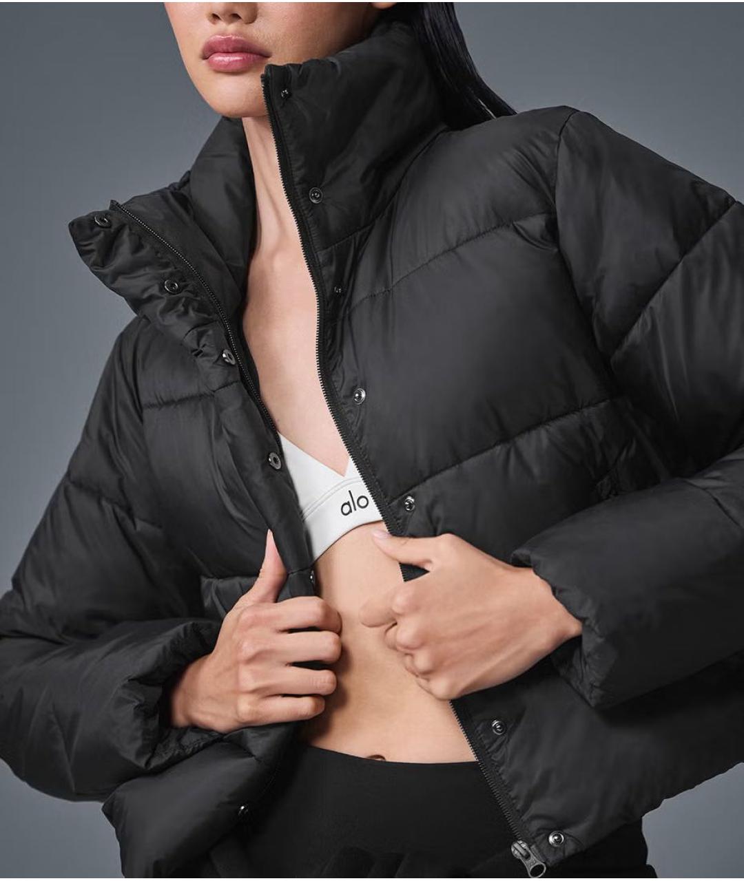 ALO YOGA Черная куртка, фото 3