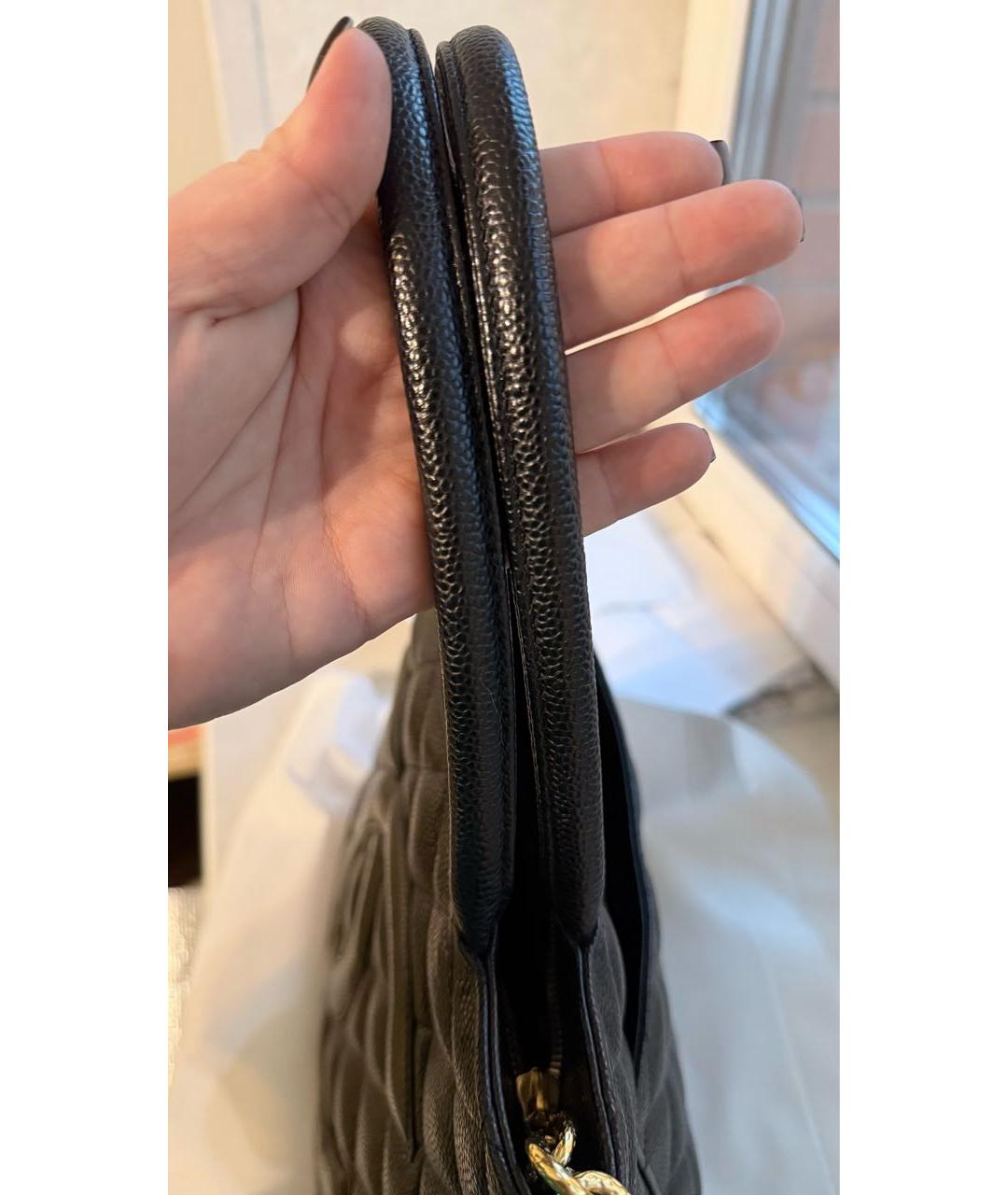 CHANEL Черная кожаная сумка с короткими ручками, фото 7