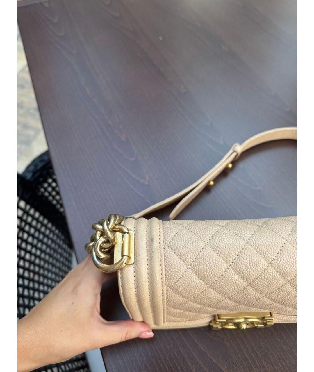 CHANEL Бежевая кожаная сумка через плечо, фото 7