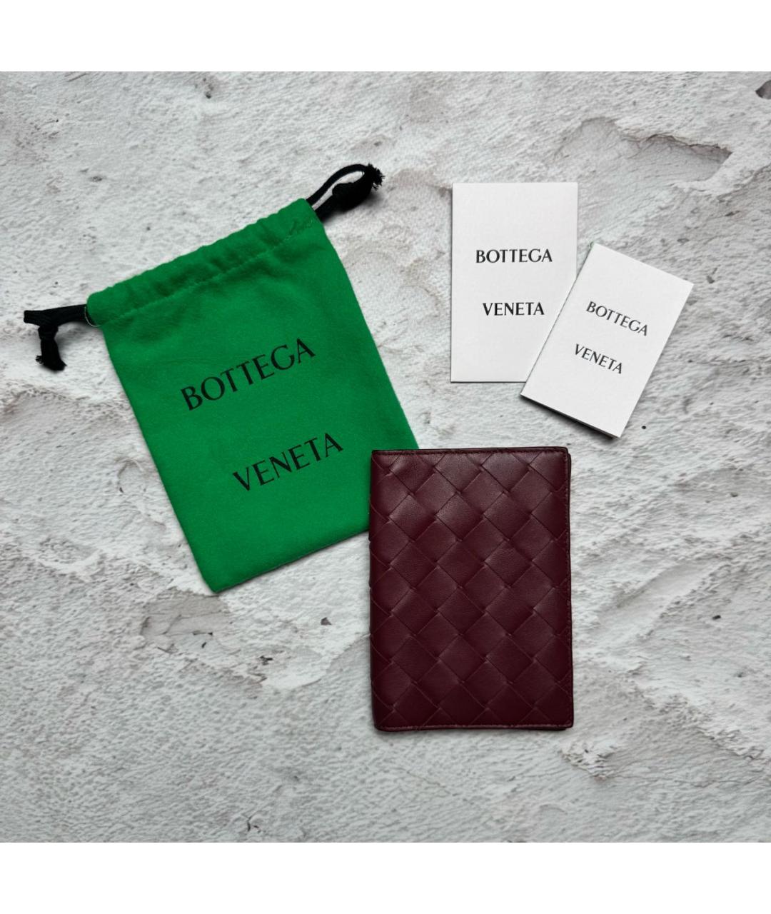 BOTTEGA VENETA Бордовый кожаный кошелек, фото 9