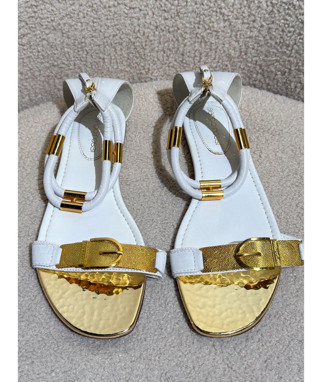 SERGIO ROSSI Белые кожаные сандалии, фото 2