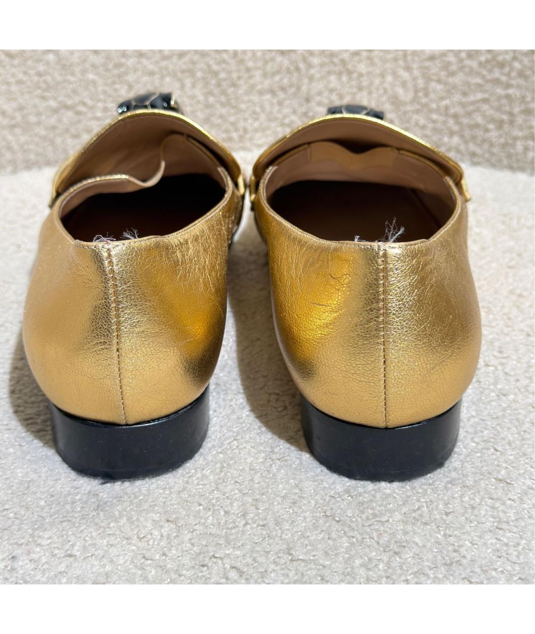 VALENTINO Золотые кожаные лоферы, фото 4