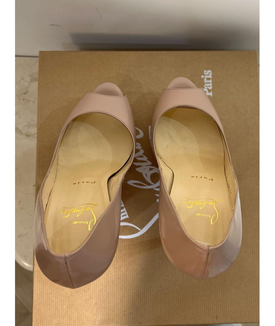 CHRISTIAN LOUBOUTIN Бежевые кожаные туфли, фото 6