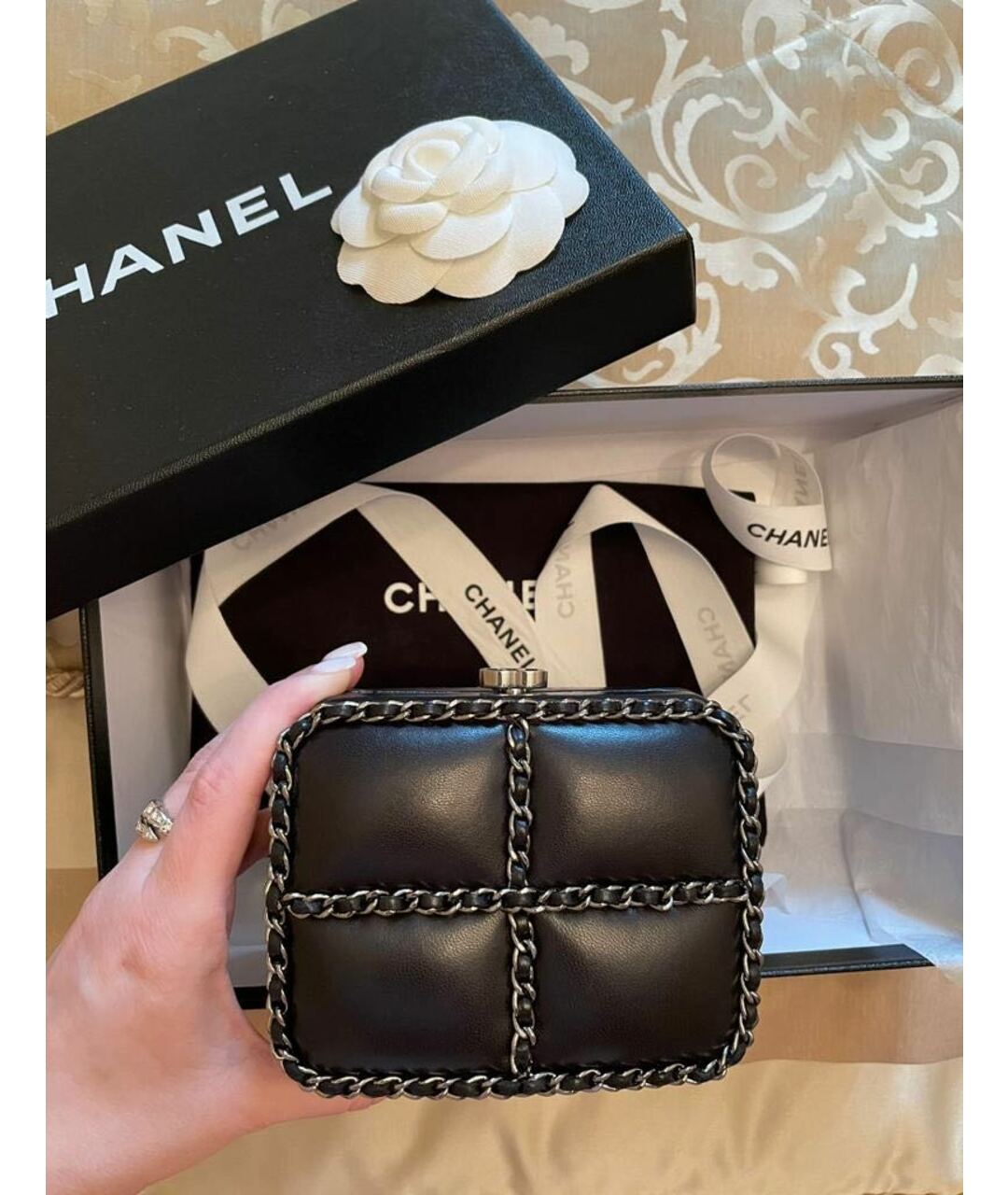CHANEL Черная кожаная сумка тоут, фото 5