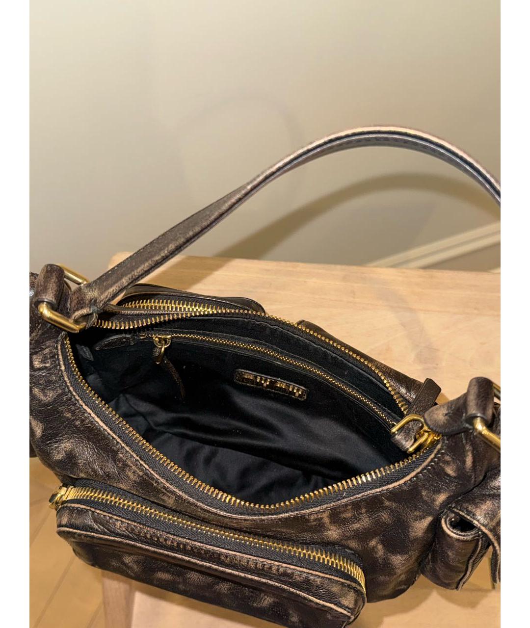 MIU MIU Коричневая кожаная сумка с короткими ручками, фото 6