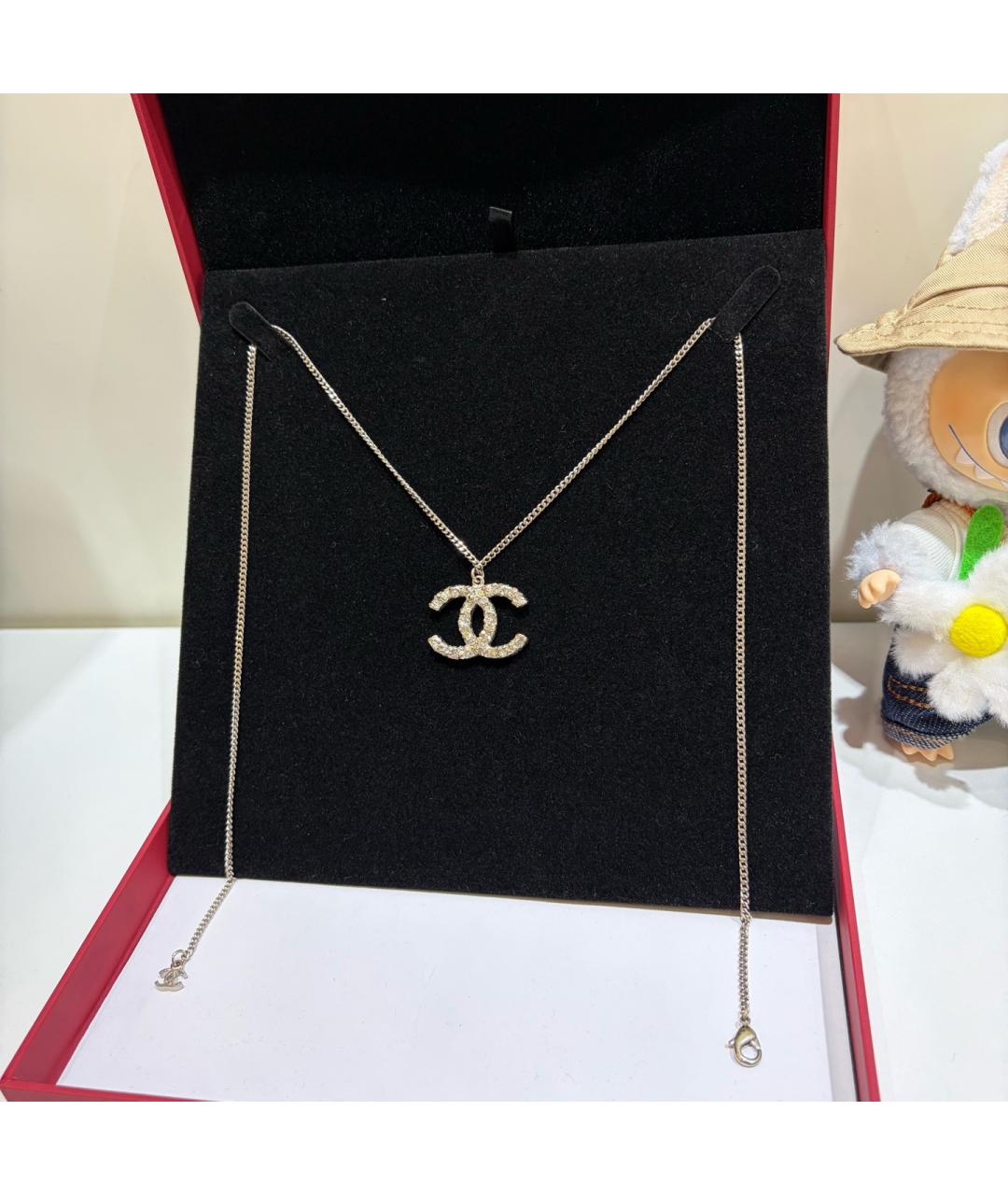 CHANEL Золотая металлическая подвеска, фото 4