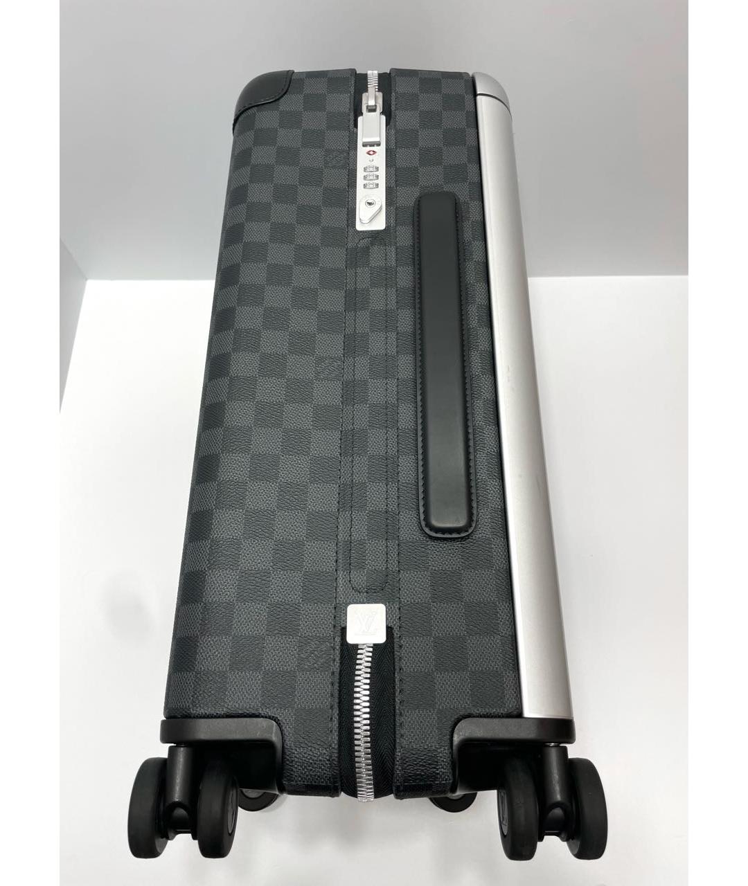 LOUIS VUITTON Антрацитовый чемодан, фото 5